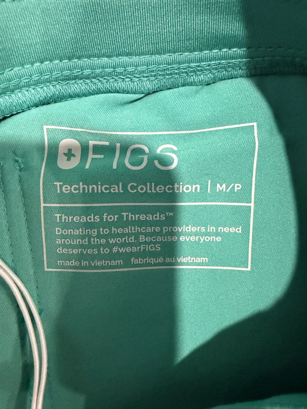 FIGS Zamora 2.0 Jogger Scrub Pants Green M Petite NWT